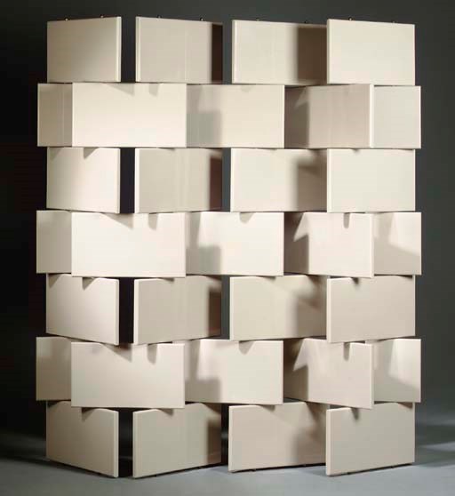 A WHITE LACQUERED SCREEN