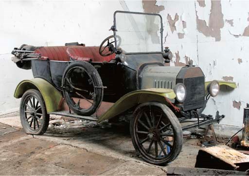 c.1915 FORD MODEL T TOURER
