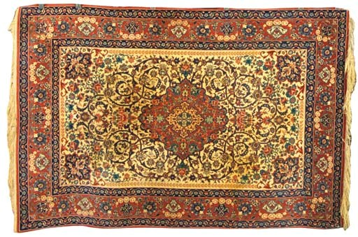 A VERY FINE ISFAHAN RUG