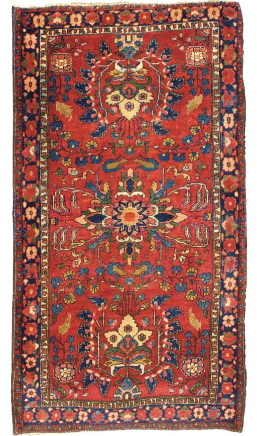 A FINE SAROUK SMALL RUG