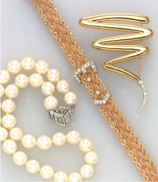 **A LARGE GROUP OF GOLD, GEM-SET, SILVER AND COSTUME JEWELRY