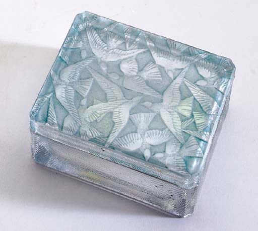 'HIRONDELLES,' A LALIQUE CLEAR, FROSTED AND BLUE-STAINED GLASS BOX AND COVER,