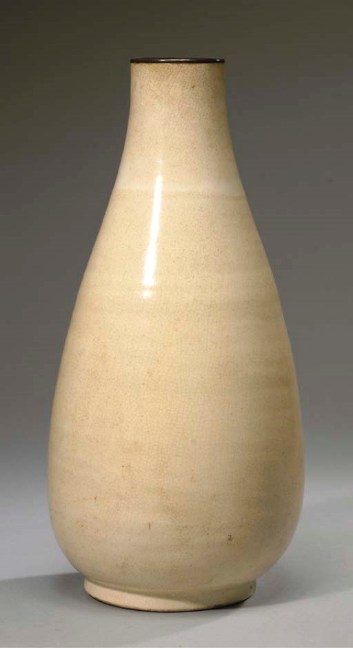 VASE FORME BOUTEILLE