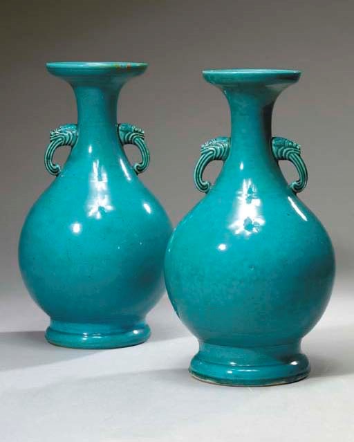 PAIRE DE VASES BALUSTRE