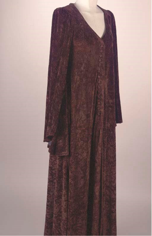 A MAXI DRESS OF CRUSHED CHOCOLATE BROWN VELVET