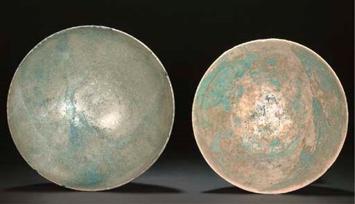 TWO TURQUOISE GLAZED ISLAMIC BOWLS, SYRIA/IRAN 12TH CENTURY