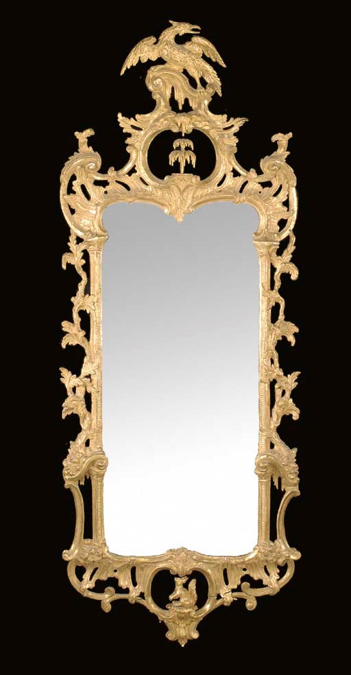 A GILTWOOD MIRROR