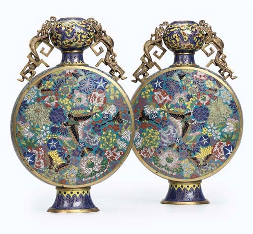 A PAIR OF CHINESE CLOISONNE ENAMEL MILLE FLEURS FLASKS