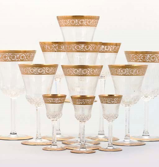AN EXTENSIVE ST. LOUIS GLASS TABLE SERVICE