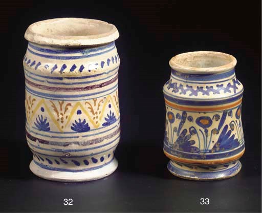 A small Antwerp maiolica albarello