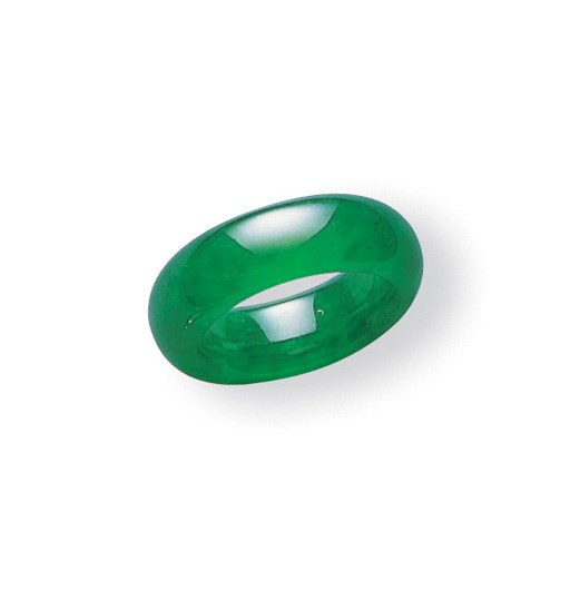 A JADEITE ABACUS SEED RING