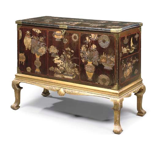 A GEORGE I BRASS-MOUNTED COROMANDEL-LACQUER COFFER ON A GILT-GESSO STAND