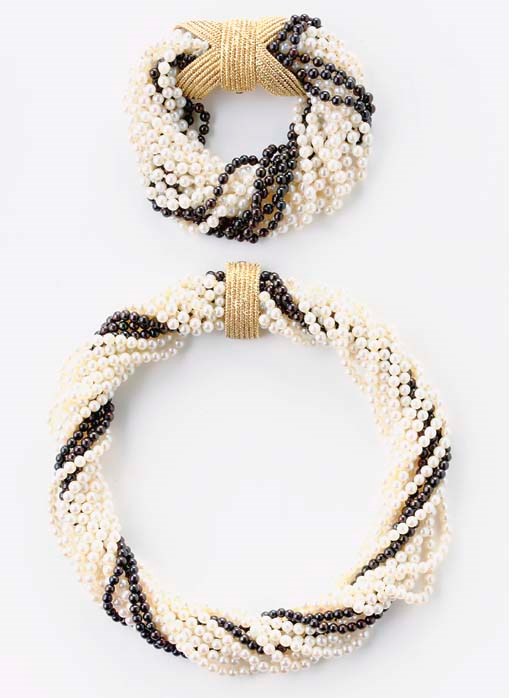 A SUITE OF CULTURED PEARL AND 18K GOLD JEWELRY, BY DAVID WEBB