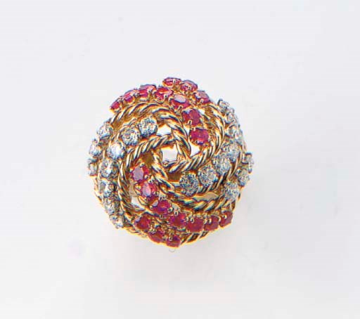 A RUBY, DIAMOND AND 18K GOLD RING, BY BOUCHERON