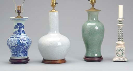 A GROUP OF FOUR TABLE LAMPS,