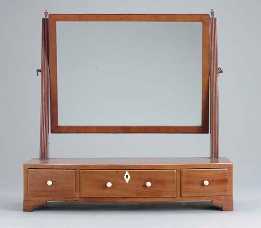 A REGENCY MAHOGANY DRESSING MIRROR,