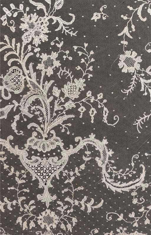 A BRUSSELS LACE STOLE