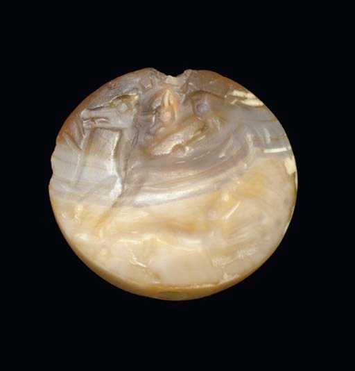A MINOAN AGATE LENTOID
