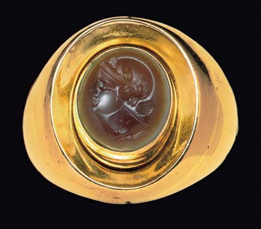 A ROMAN BANDED AGATE RING STONE