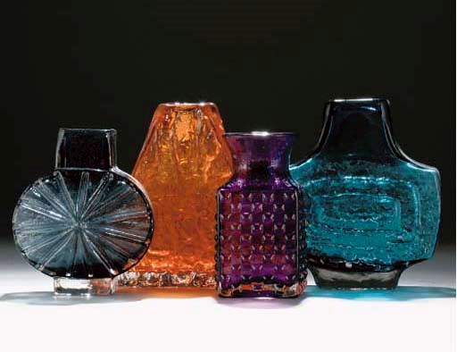 A WHITEFRIARS KINGFISHER TV 9677 VASE