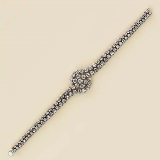 BRACCIALE IN PLATINO E BRILLANTI