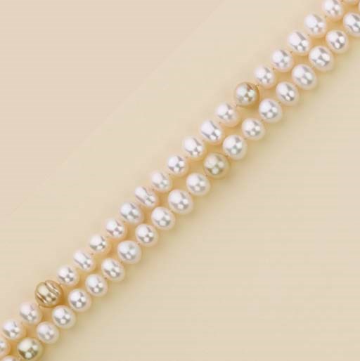 COLLANA IN ORO E PERLE COLTIVATE DI FIUME