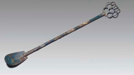 CUILLERE EN BRONZE