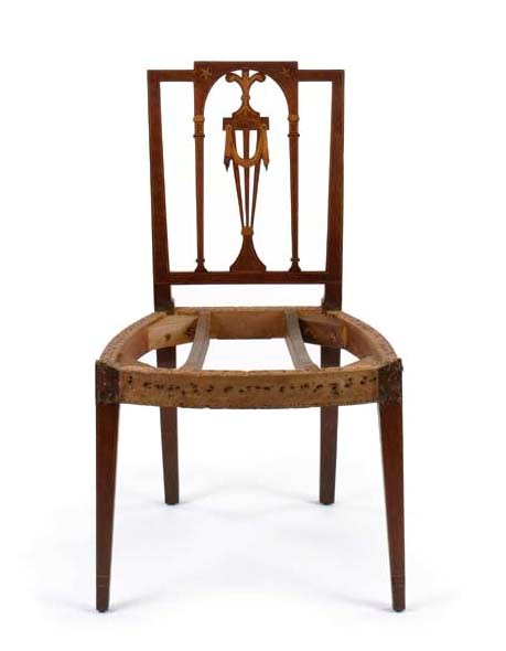 A FEDERAL STAR-INLAID MAHOGANY SIDE CHAIR