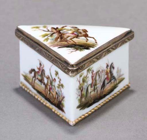 A CONTINENTAL PORCELAIN SILVER-GILT-MOUNTED TRIANGULAR SNUFF-BOX AND COVER