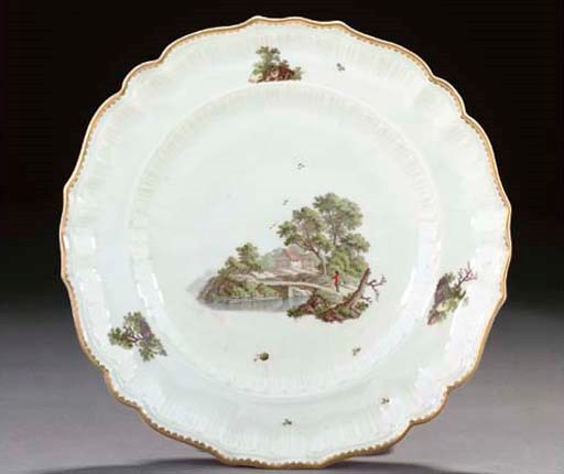 A ZÜRICH LOBED PLATE