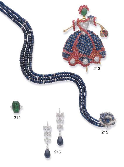 PAIRE DE PENDANTS D'OREILLES SAPHIRS ET DIAMANTS