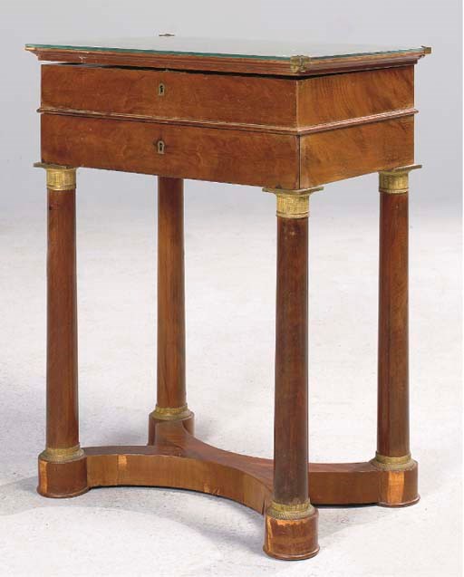 TABLE TRAVAILLEUSE D'EPOQUE EMPIRE