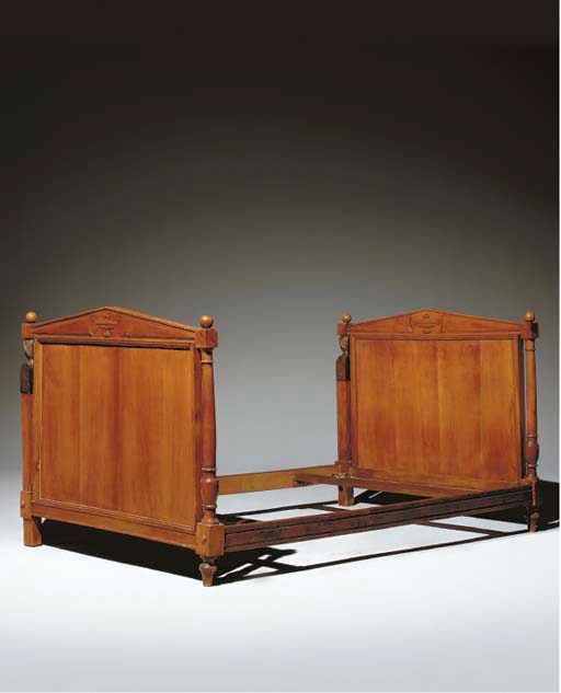 LIT D'EPOQUE DIRECTOIRE