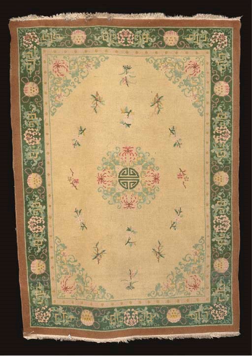 TAPIS CHINE CIRCA 1950