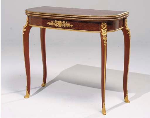 TABLE A JEUX DE STYLE TRANSITION