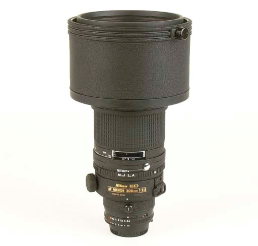 AF Nikkor ED 300mm. f/2.8 no. 309866