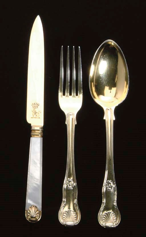 A GEORGE IV SILVER-GILT DESSERT SERVICE,
