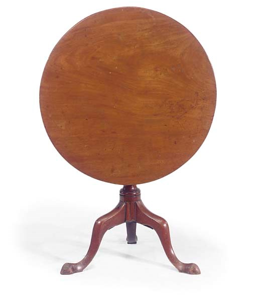 A GEORGE III MAHOGANY TRIPOD TABLE