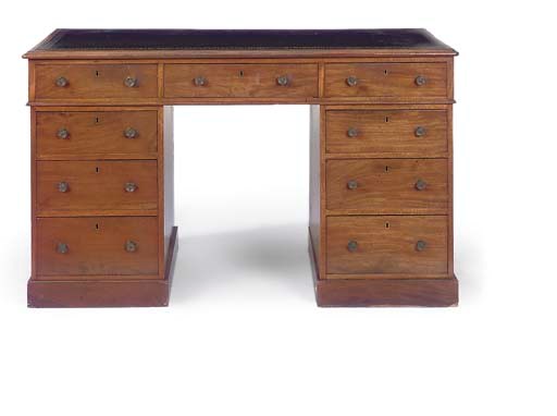 A VICTORIAN MAHOGANY PEDESTAL DESK