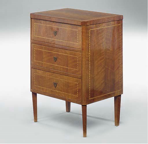 AN AUSTRIAN WALNUT AND INLAID CHEST