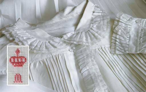 A batist linen nightshirt of Marie Prinzessin von Baden