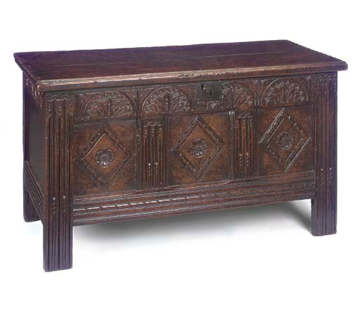 A NORTH COUNTRY OAK CHEST