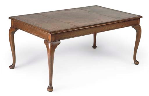 A WALNUT WRITING TABLE