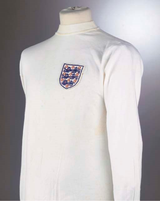 A WHITE ENGLAND INTERNATIONAL SHIRT