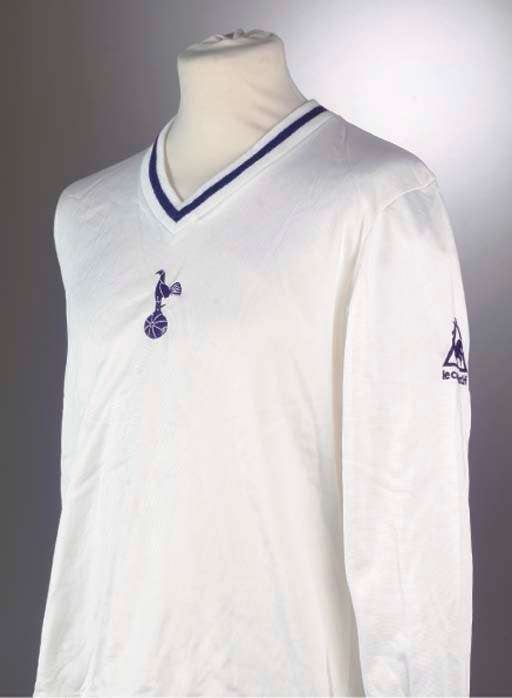 A WHITE ENGLAND INTERNATIONAL SHIRT