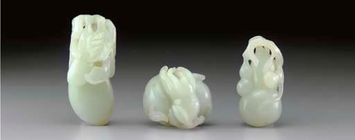 THREE SMALL WHITE JADE CARVINGS