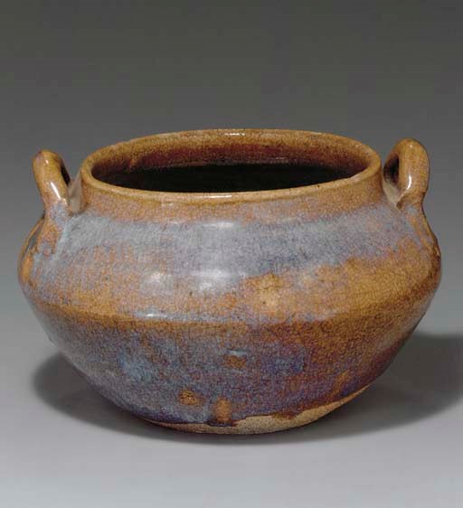 A Kainei-type Glazed Pottery Jar