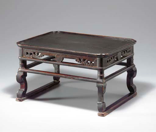 Carved Wood Table (Soban)