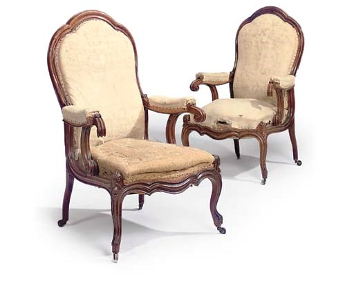 A PAIR OF DUTCH WILHELM III ROSEWOOD VOLTAIRES