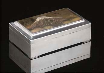A JAPANESE SILVER AND LACQUER BOX